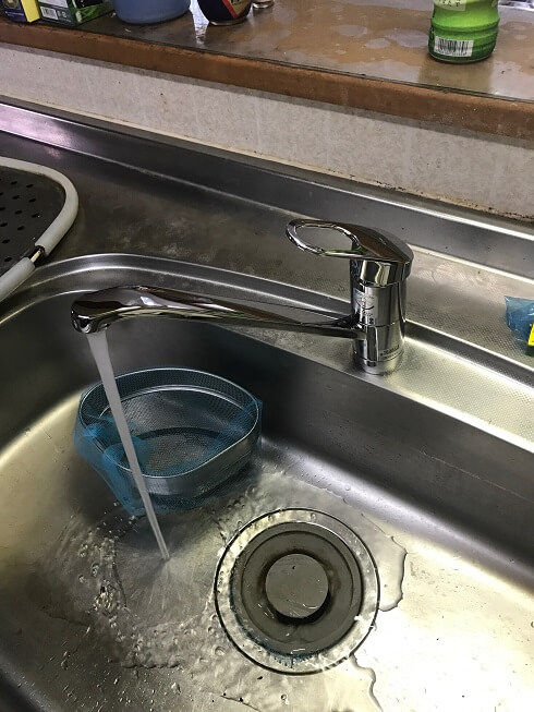 水のトラブル(台所蛇口水漏れ修理交換⑥)の画像