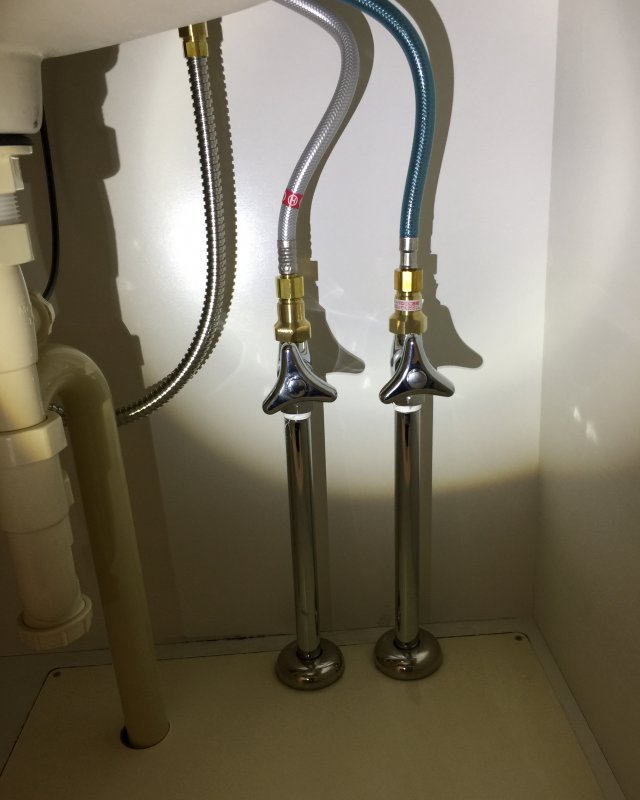 水のトラブル(洗面所蛇口水漏れ修理交換⑤)の画像