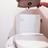 ”タンクにペットボトルを入れる”というトイレの節水術で、逆に出費が増える罠！