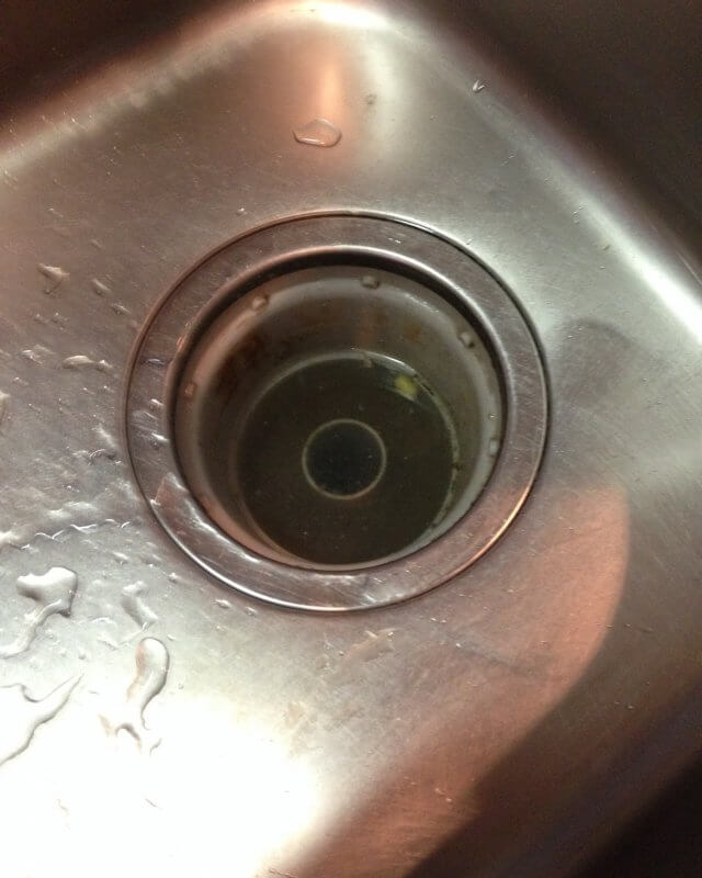 水のトラブル（台所排水詰まり①）の画像