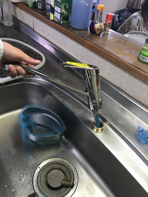 水のトラブル（台所蛇口水漏れ修理交換⑤）の画像